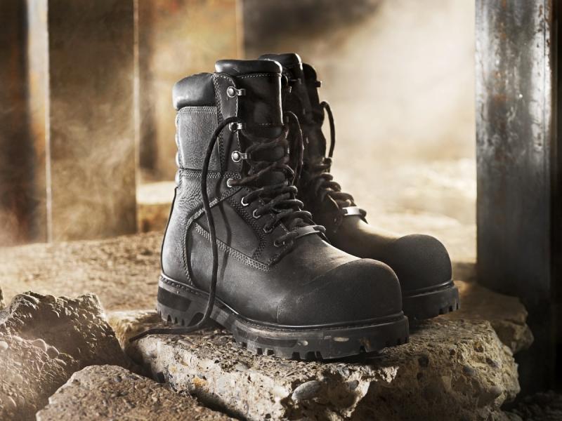 Looking For The Best Winter Work Boots For Men. Find Out The Top 15 Here