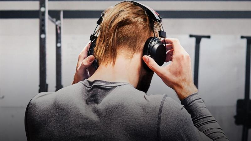 Looking for the Best Wireless Snowboard Headphones. Discover Why the Airhead Live Wire 2 Keeps Riders Stoked All Day