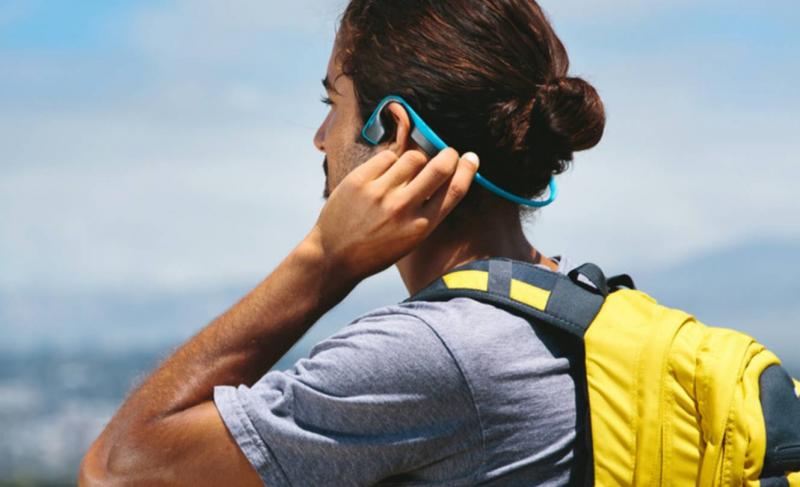 Looking for the Best Wireless Snowboard Headphones. Discover Why the Airhead Live Wire 2 Keeps Riders Stoked All Day