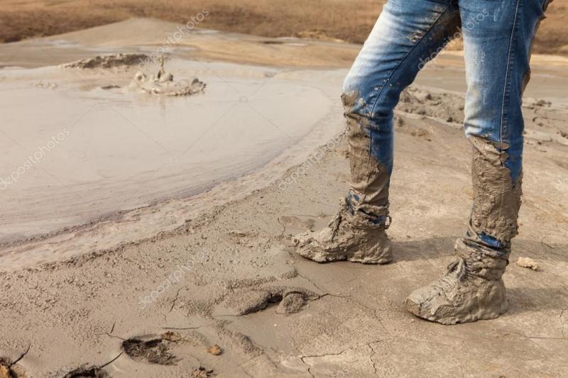Looking for the Best Work Boots for Railroaders. Find Out the Top 15 Here