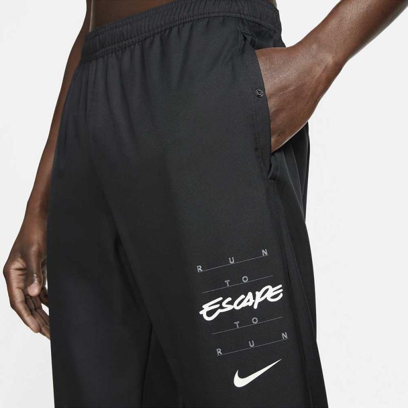Looking For The Best Woven Training Pants. Try These Nike Options