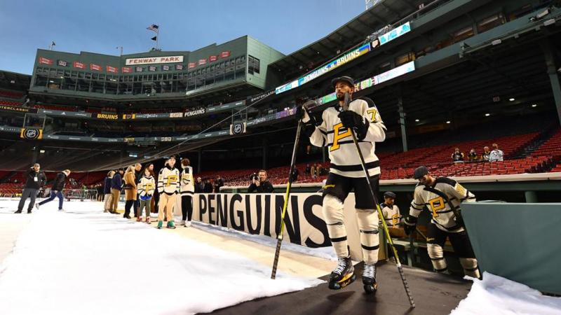 Looking For The Best Youth Hockey Gear This 2023: 15 Must-Have Items For Your Budding NHL Star