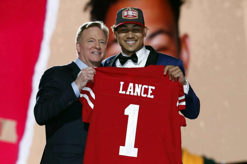 Looking For The Hottest New 49ers Jersey This Year. Here