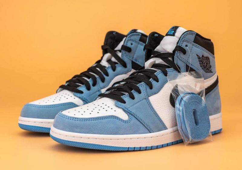 Looking for the Perfect Air Jordan 1 Mids This Year. You Won
