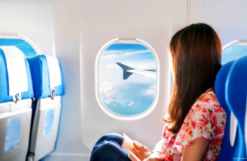 Looking for the Perfect Airplane Pants to Travel in Comfort. Find Out the 14 Features You Need