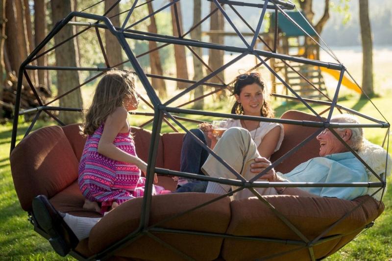Looking for the perfect hammock chair this summer: Discover the top 15 features of the Kings River swing lounger