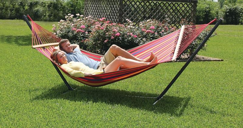 Looking for the perfect hammock chair this summer: Discover the top 15 features of the Kings River swing lounger