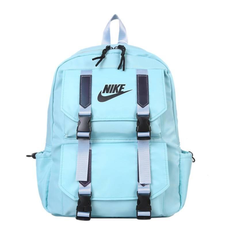 Looking for the Perfect Nike Backpack: Discover the Top 15 Features of the Nike Utility Line