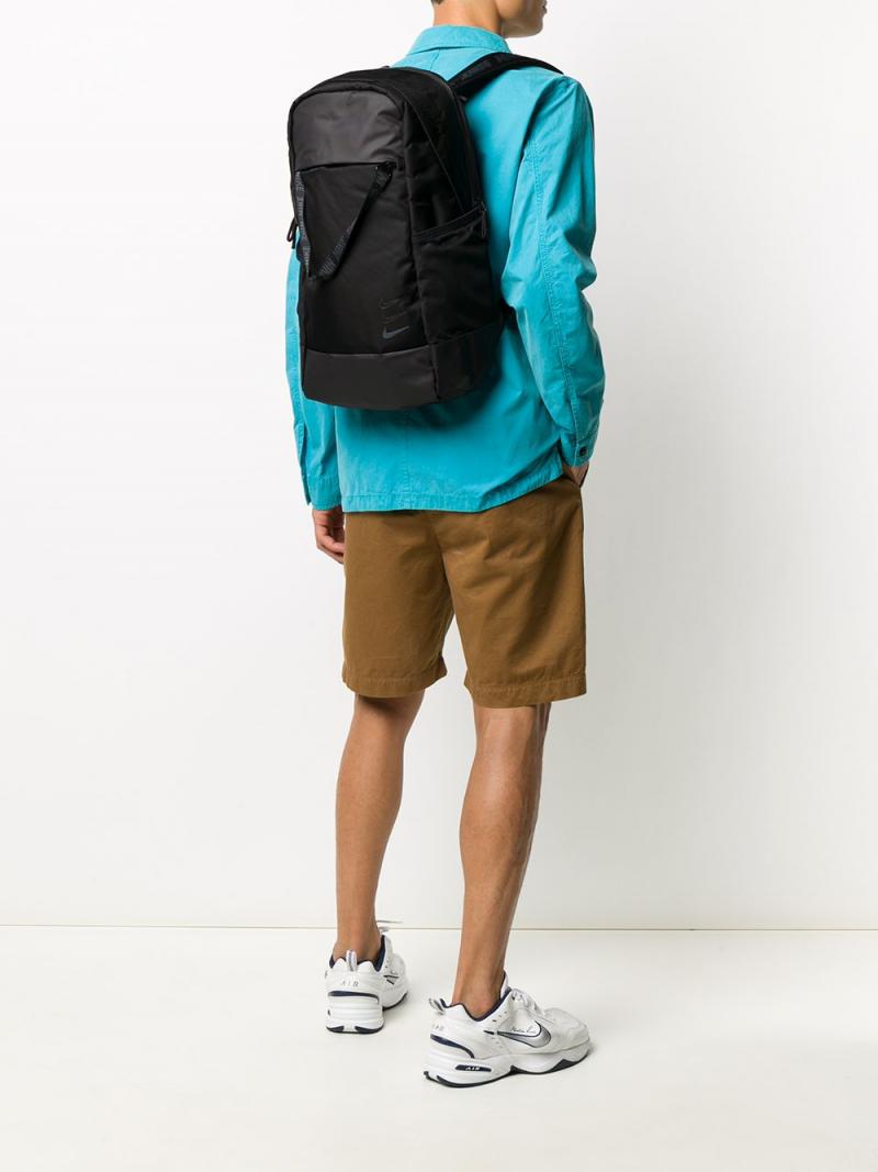 Looking for the Perfect Nike Backpack: Discover the Top 15 Features of the Nike Utility Line