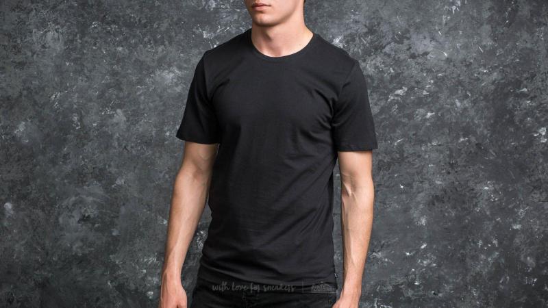 Looking for the Perfect Nike Crew Neck T-Shirt. Here