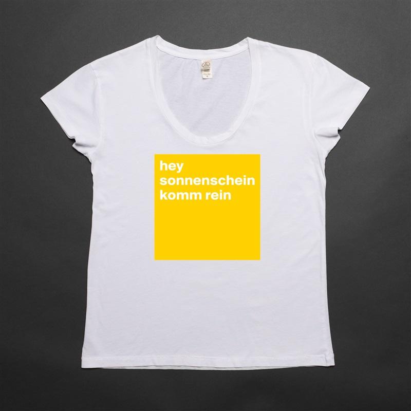 Looking for the Perfect Nike Crew Neck T-Shirt. Here