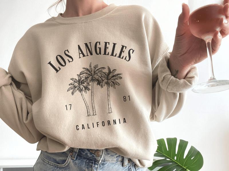 Looking for The Perfect Nike Crewneck Sweatshirt: Try These 15 Stylish Picks Just for Women