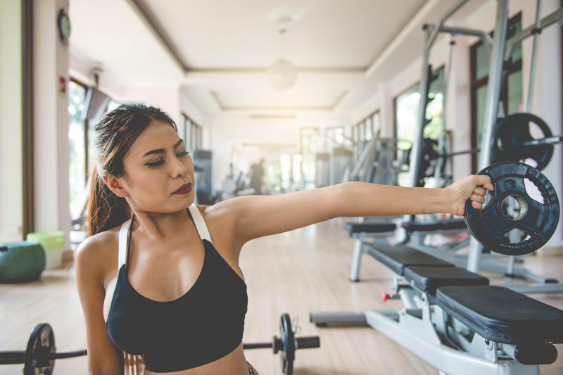 Looking for the Perfect Nike Gym Jacket for Women. Find Your Match with These 15 Key Features