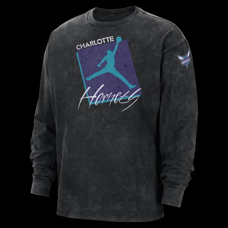 Looking for the Perfect Nike Long Sleeve Running Top. Find Out in This Article
