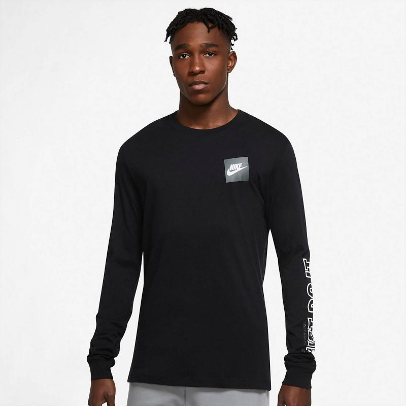 Looking for the Perfect Nike Long Sleeve Running Top. Find Out in This Article