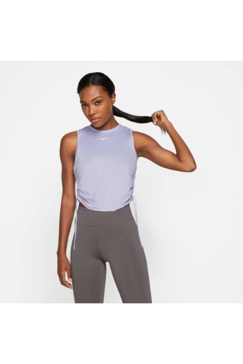 Looking for the Perfect Nike Pro Shirt Women Love: 15 Must-Have Features You