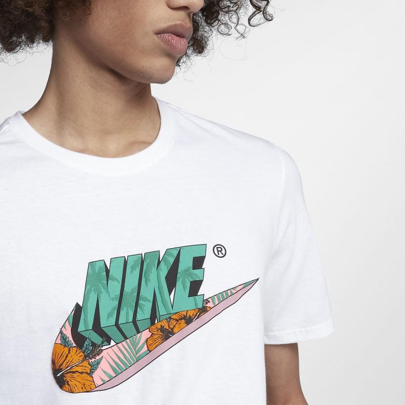 Looking for The Perfect Nike Shirt This Summer. Find The 15 Best Here