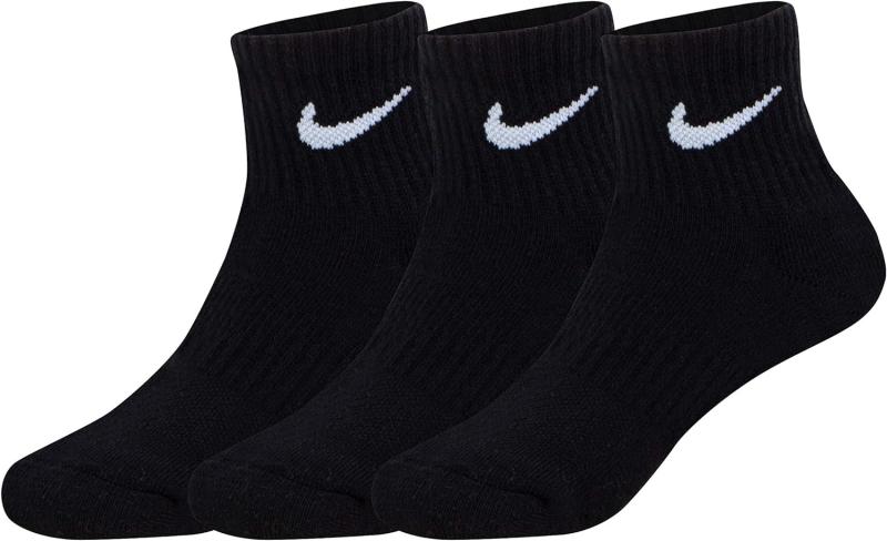 Looking for The Perfect Nike Socks: Here are 15 Ways Gray and Black Nike Ankle & Crew Socks Can Complete Your Outfit This Year