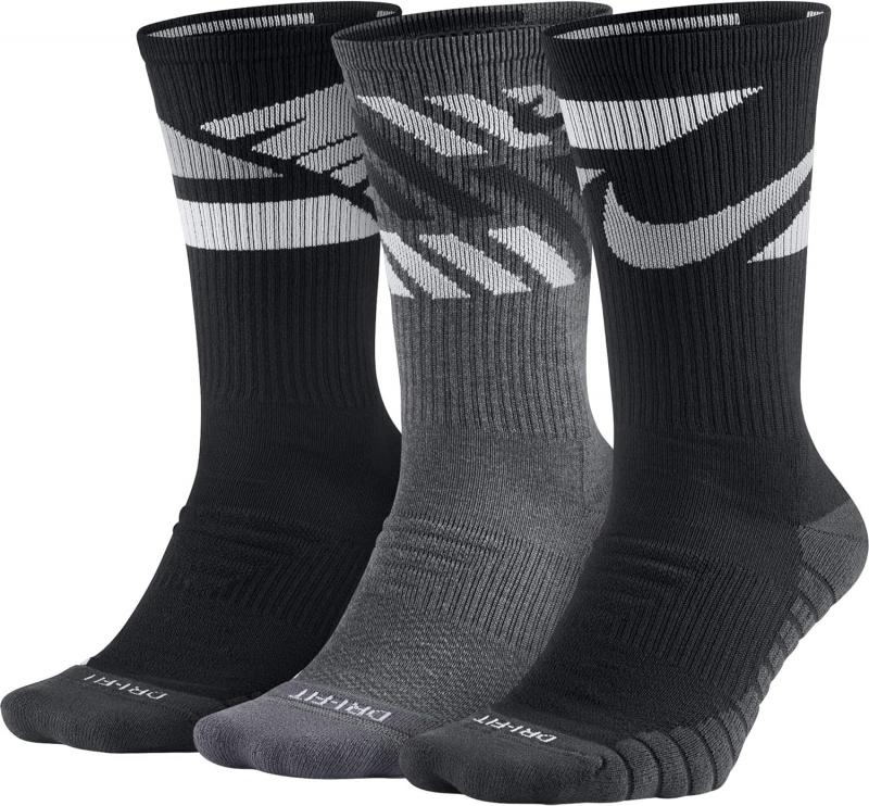 Looking for The Perfect Nike Socks: Here are 15 Ways Gray and Black Nike Ankle & Crew Socks Can Complete Your Outfit This Year