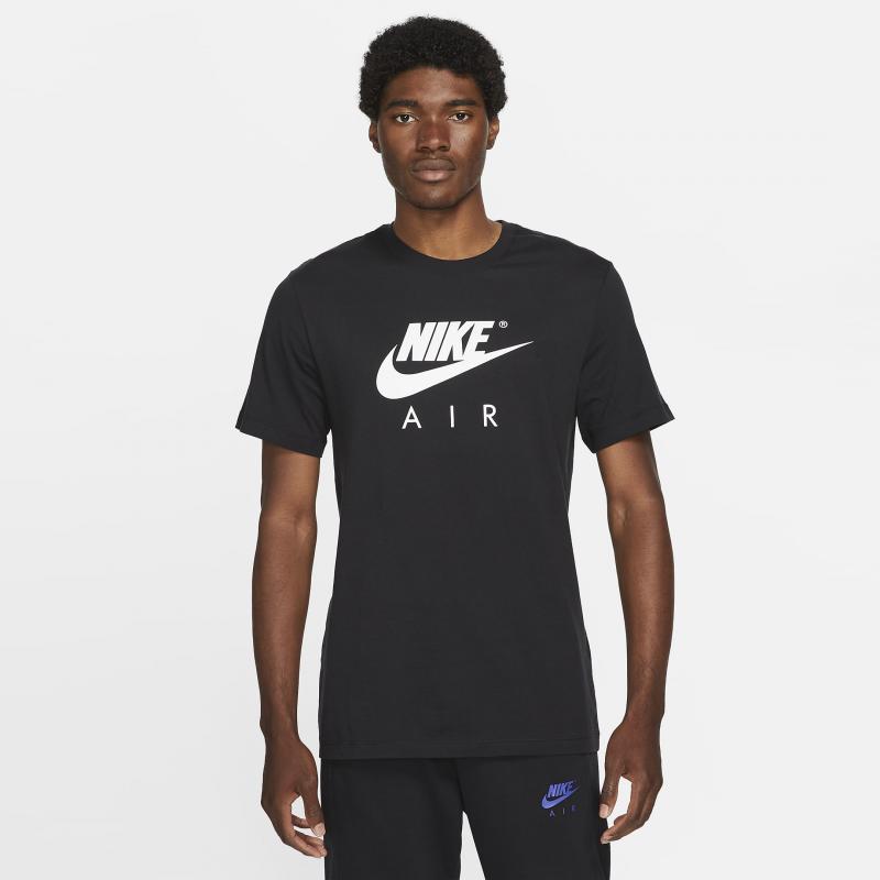 Looking for The Perfect Nike Sweats: Top 15 Styles Men Can