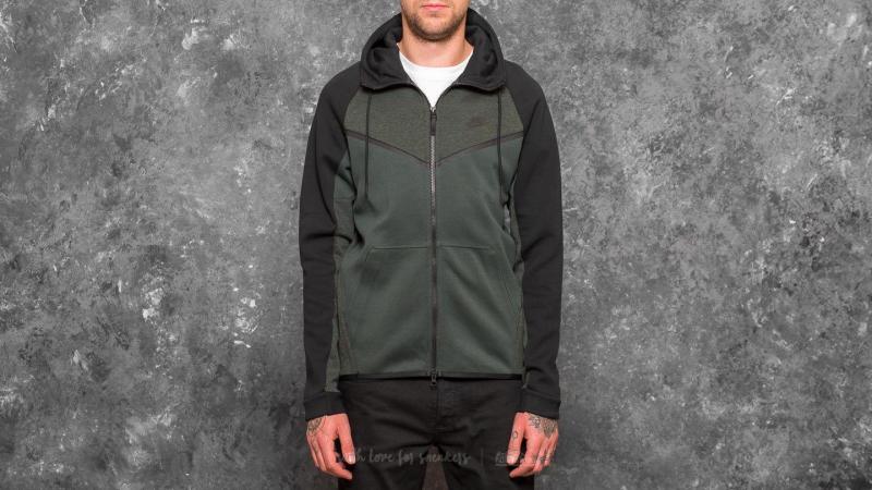 Looking for The Perfect Olive Green Nike Hoodie. : Discover The Hottest Styles Here