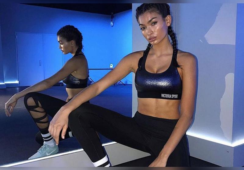 Looking for The Perfect Orange Sports Bra to Make You Pop. Here Are 15 Must-Have Styles