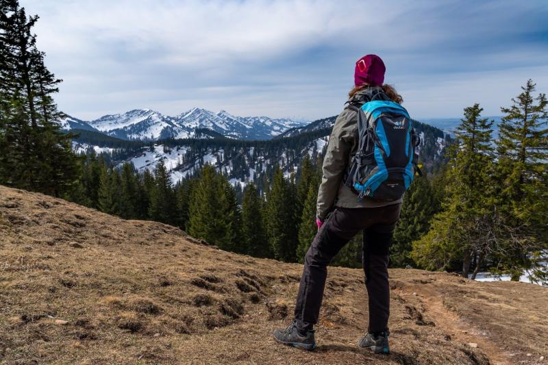 Looking for the Perfect Pair of Hiking Pants This Year. Discover the Top 15 Qualities to Consider