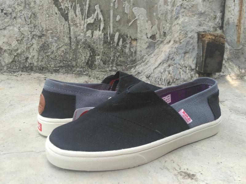 Looking for the Perfect Pair of Slip On Shoes. These 15 Features Make Them a Must-Have