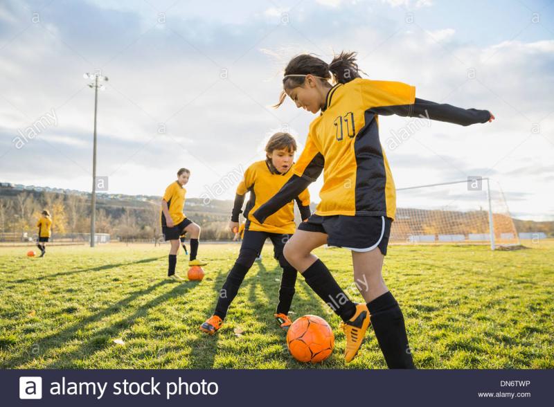 Looking for the Perfect Pair of Youth Soccer Cleats. answers for soccer parents