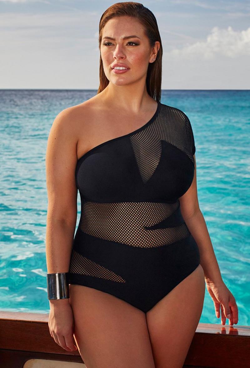 Looking for the Perfect Plus Size Tankini Top. Our Guide Has You Covered