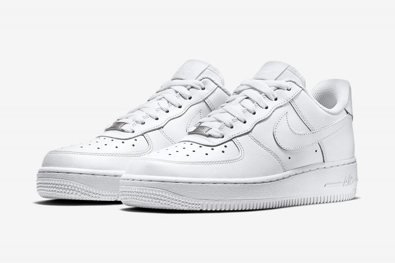 Looking for the Perfect Retro Sneaker. Consider These Nike Classics