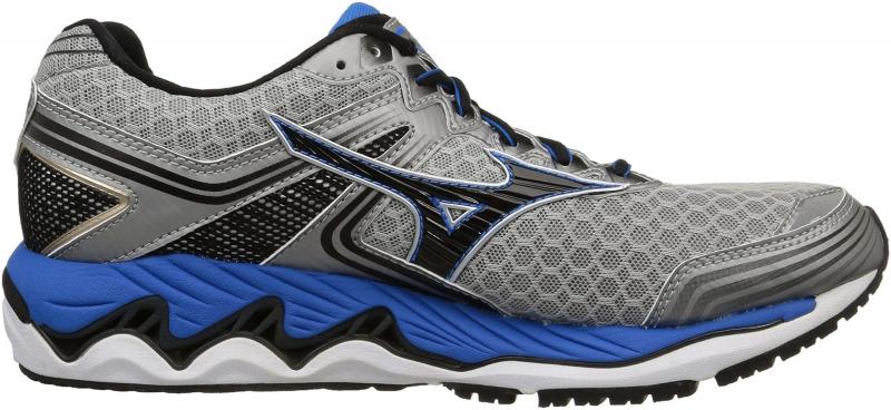 Looking for the Perfect Running Shoe. Consider the Mizuno Sweep 5 Metallic