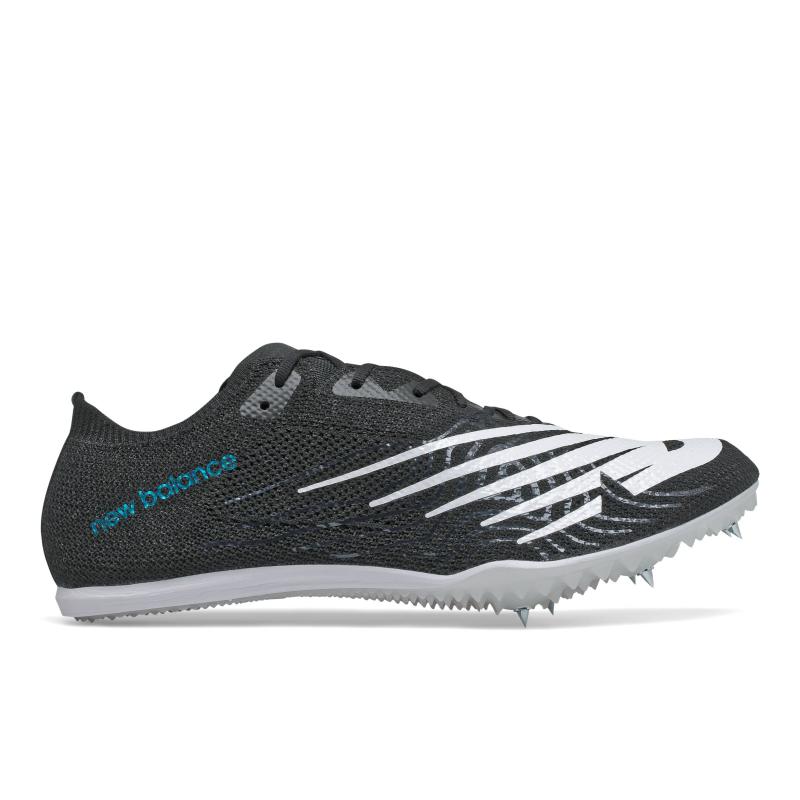 Looking for the Perfect Running Shoe in 2023. Try the New Balance MD800