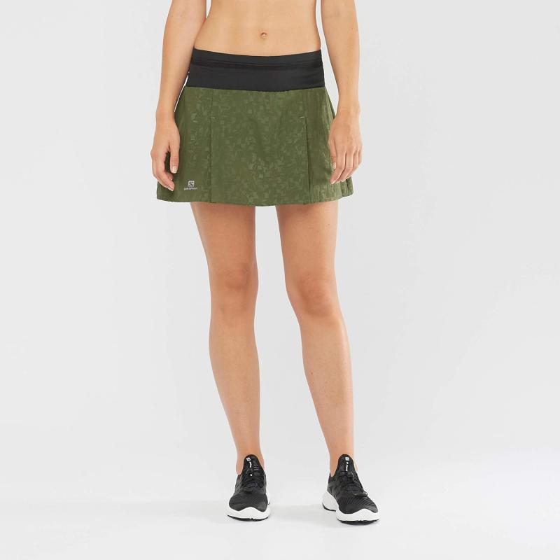 Looking for the Perfect Running Skort for Women. Discover the 15 Must-Have Features
