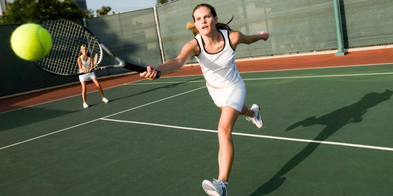 Looking for the Perfect Sleeveless Tennis Top. Find Out Here