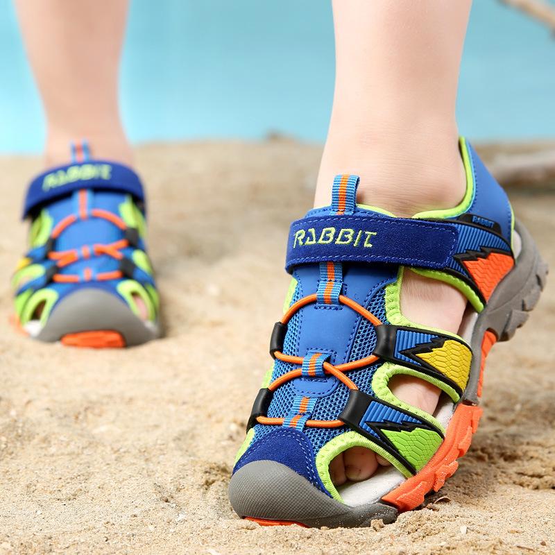 Looking for The Perfect Slides This Summer. Discover The Top Youth Sandals Your Kids Will Love