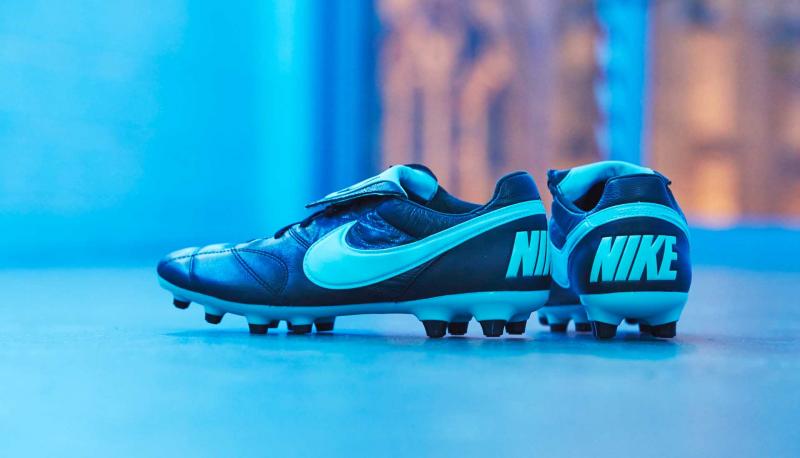 Looking for the Perfect Soccer Cleat This Year: Discover the Nike Tiempo and Dominate the Pitch