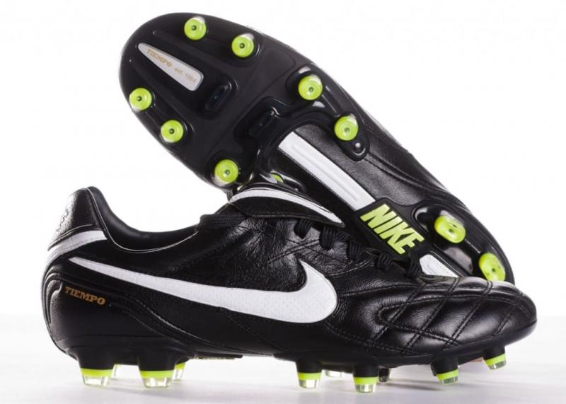 Looking for the Perfect Soccer Cleat This Year: Discover the Nike Tiempo and Dominate the Pitch