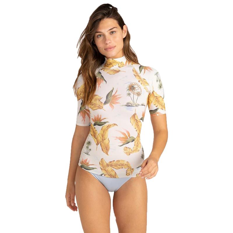 Looking for the Perfect Swim Shirt: 15 Must-Have Features of Billabong Swimshirts