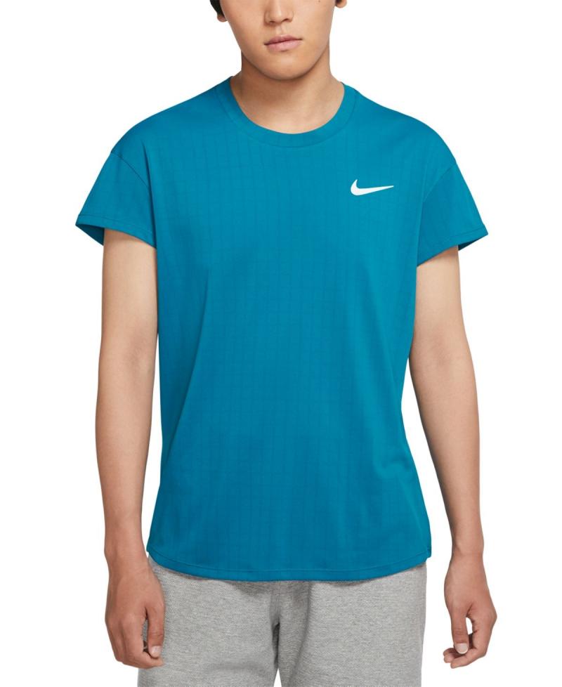 Looking for the Perfect Tennis Shirt. Here are 15 Tips to Find the Ideal Nike Tennis Shirt 2023