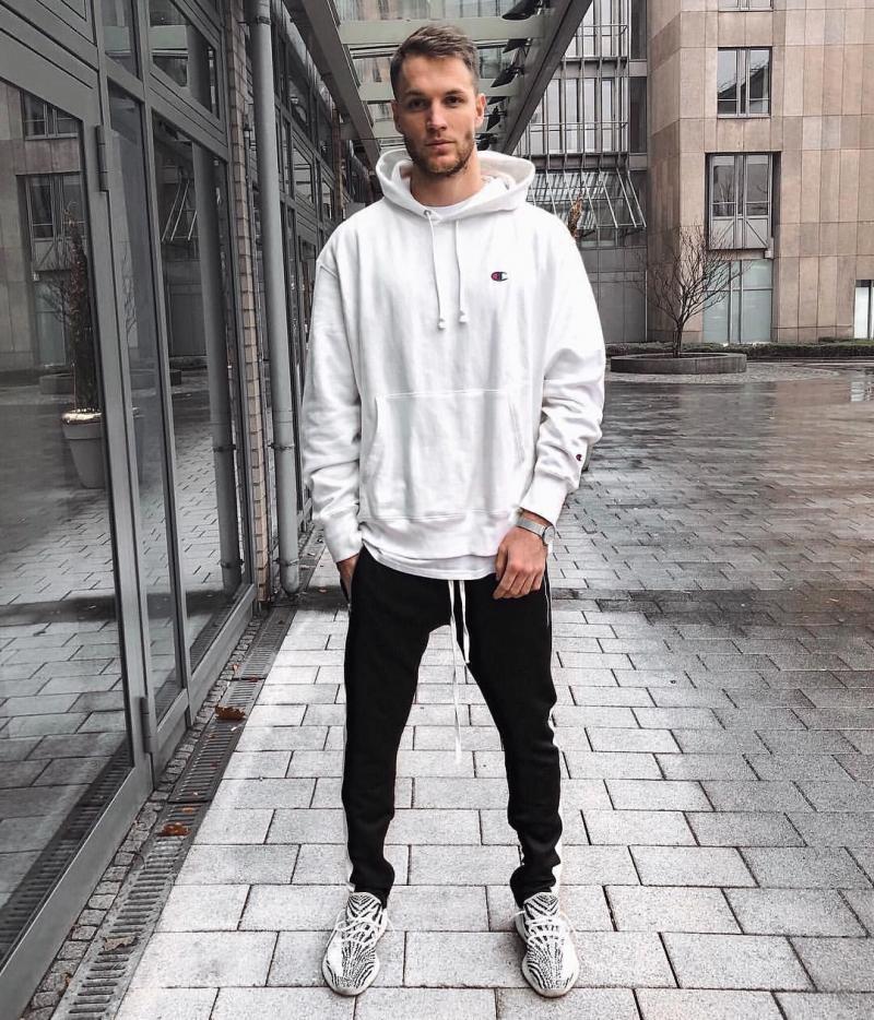 Looking for the Perfect White Nike Hoodie or Pullover. Discover 15 Must-Have Styles Now