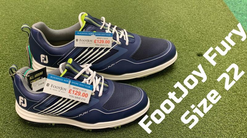Looking for the Right Youth Golf Shoes Size. The Must-Have Guide for All Young Golfers