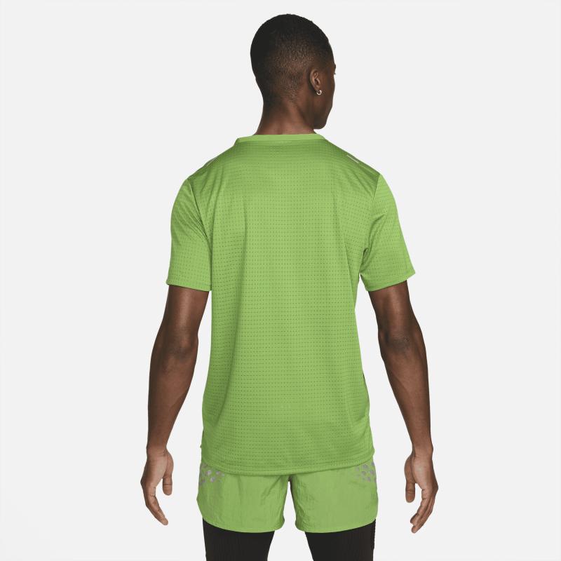 Looking for the Top Green Running Shirts of 2023. Find Them Here