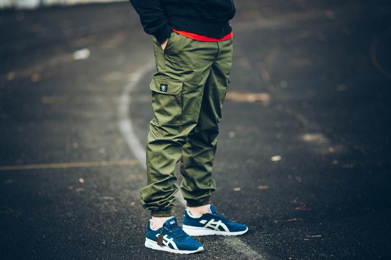 Looking for The Ultimate Athletic Cargo Pants for Men. Here