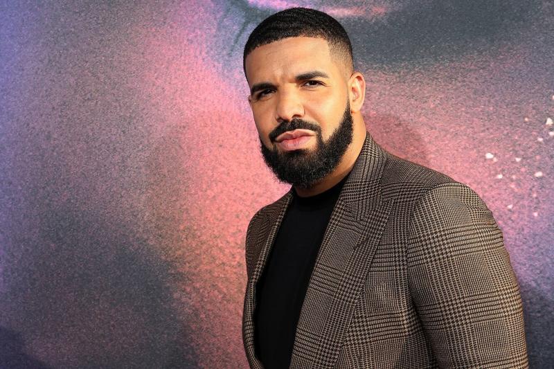 Looking for The Ultimate Drake Tee: 15 Ways to Find the Perfect Long Sleeve Drake Shirt