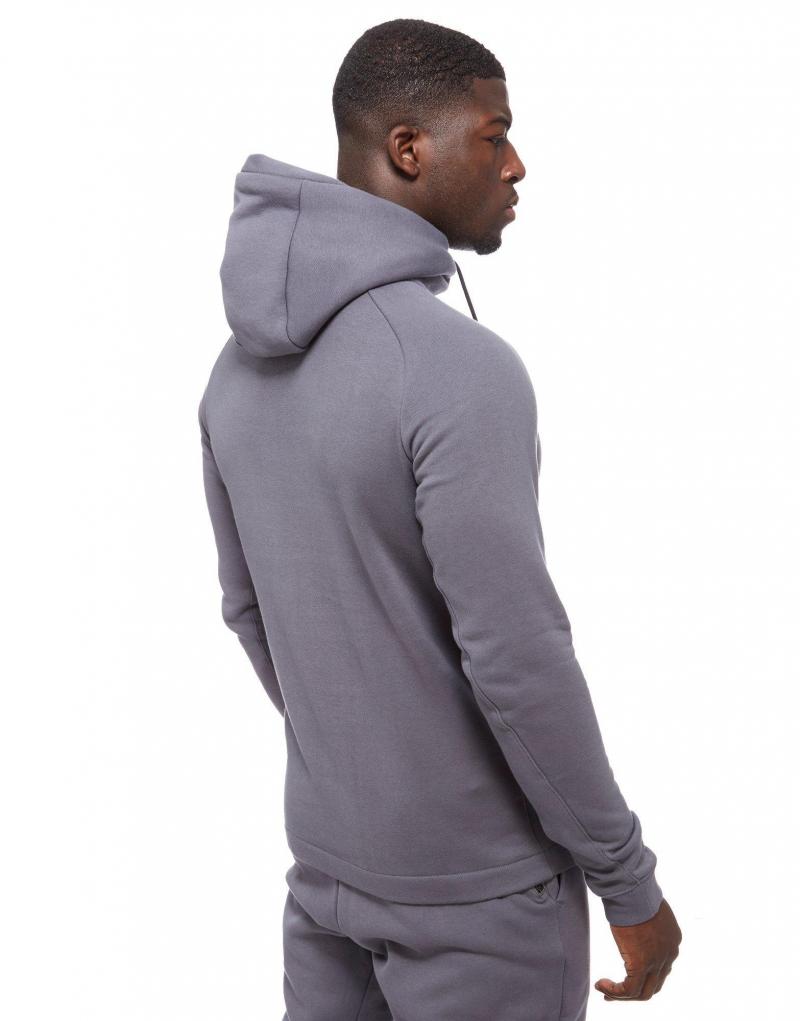 Looking For The Ultimate Sweatshirt: Why Nike Tech Fleece Rules Them All