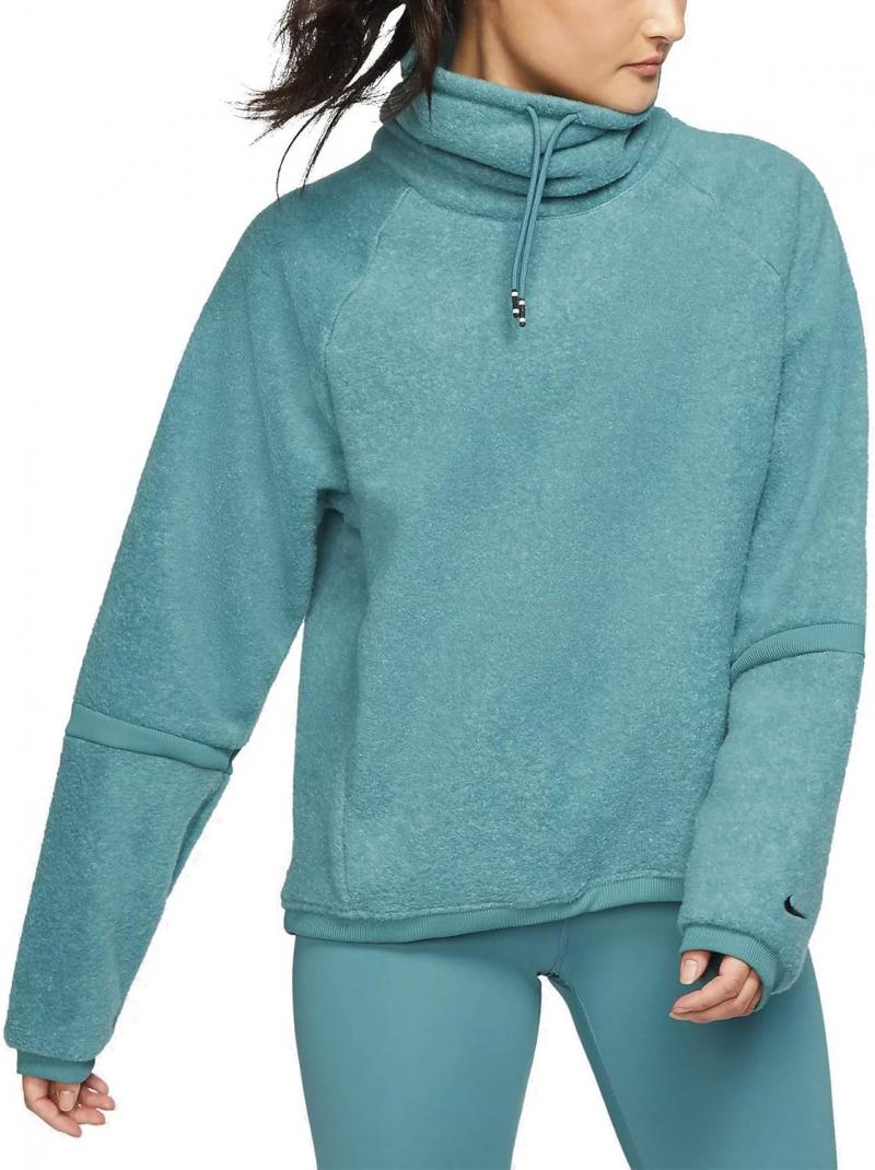 Looking for The Warmest Nike Sweatshirt. Here are 15 Key Features to Help Pick The Best Therma Hoodie