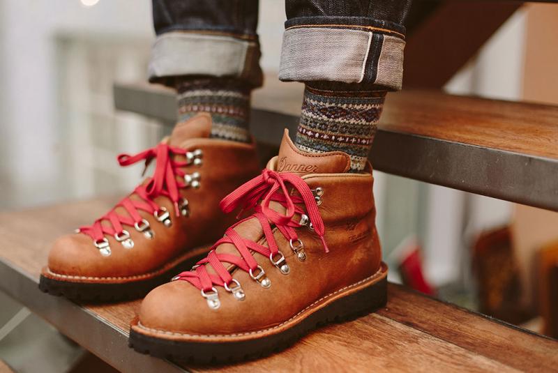 Looking for Top-Quality Work Boots Near You. Find the Best Danner Boots in Your Area