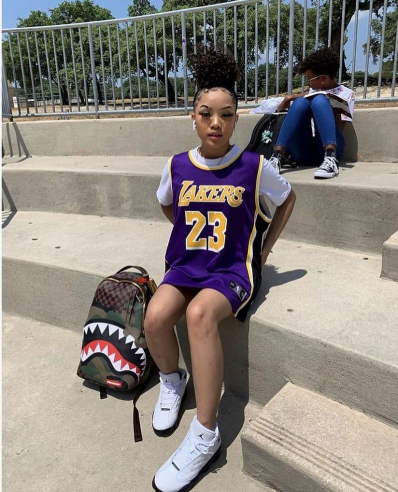 Looking for Top Basketball Gear This Year. Discover the Most Stylish Basketball Outfits for Women