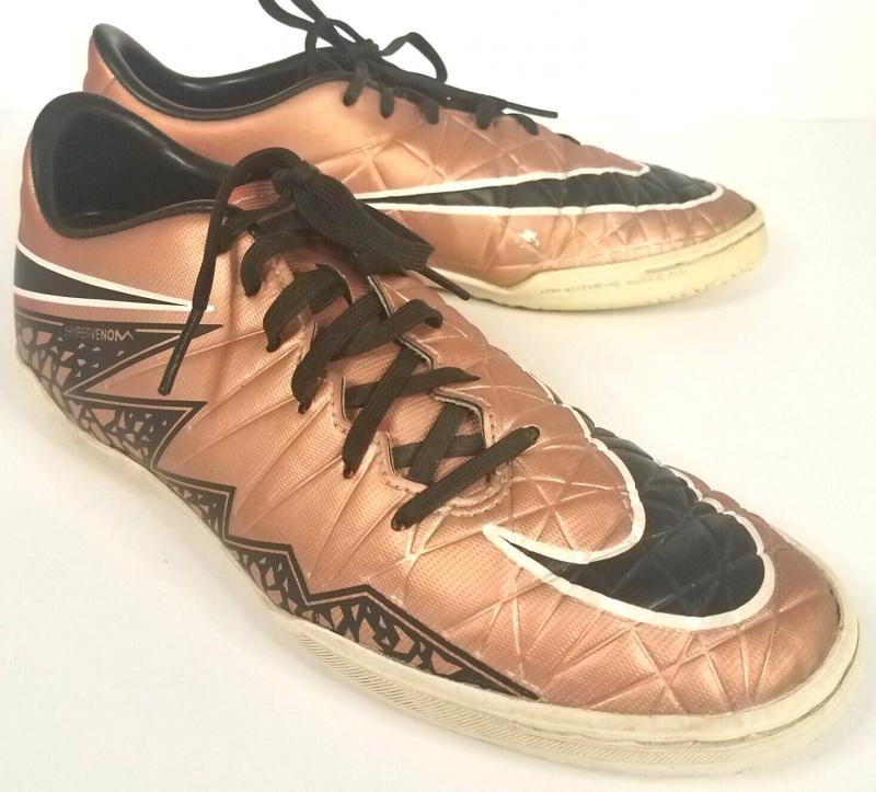 Looking for Top Indoor Soccer Shoes. Discover 15 Amazing Options in 2023